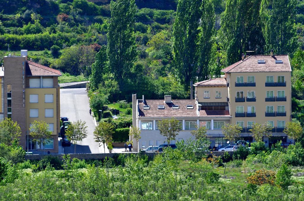 Hotel Sole La La Pobla de Segur Zewnętrze zdjęcie