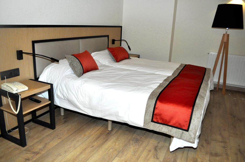 Hotel Sole La La Pobla de Segur Pokój zdjęcie